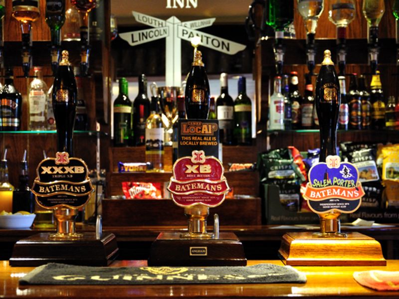Beers at Cross Roads Inn. (Pub, Brewery, Bar). Published on 01-01-1970 