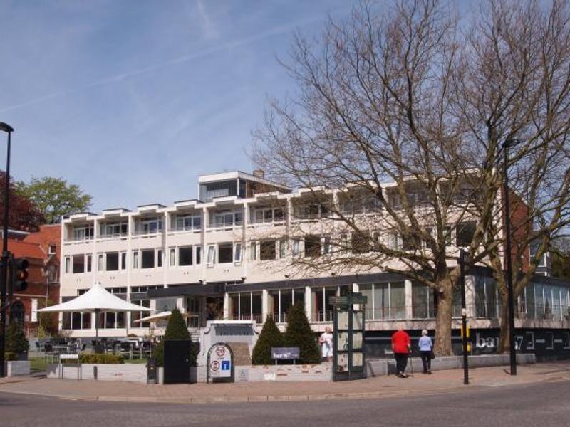Lincoln Hotel. (Pub, External, Key). Published on 05-06-2013