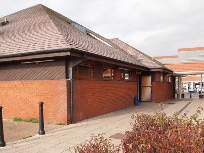 Black Swan at Lincoln. (Pub, External). Published on 01-01-1970