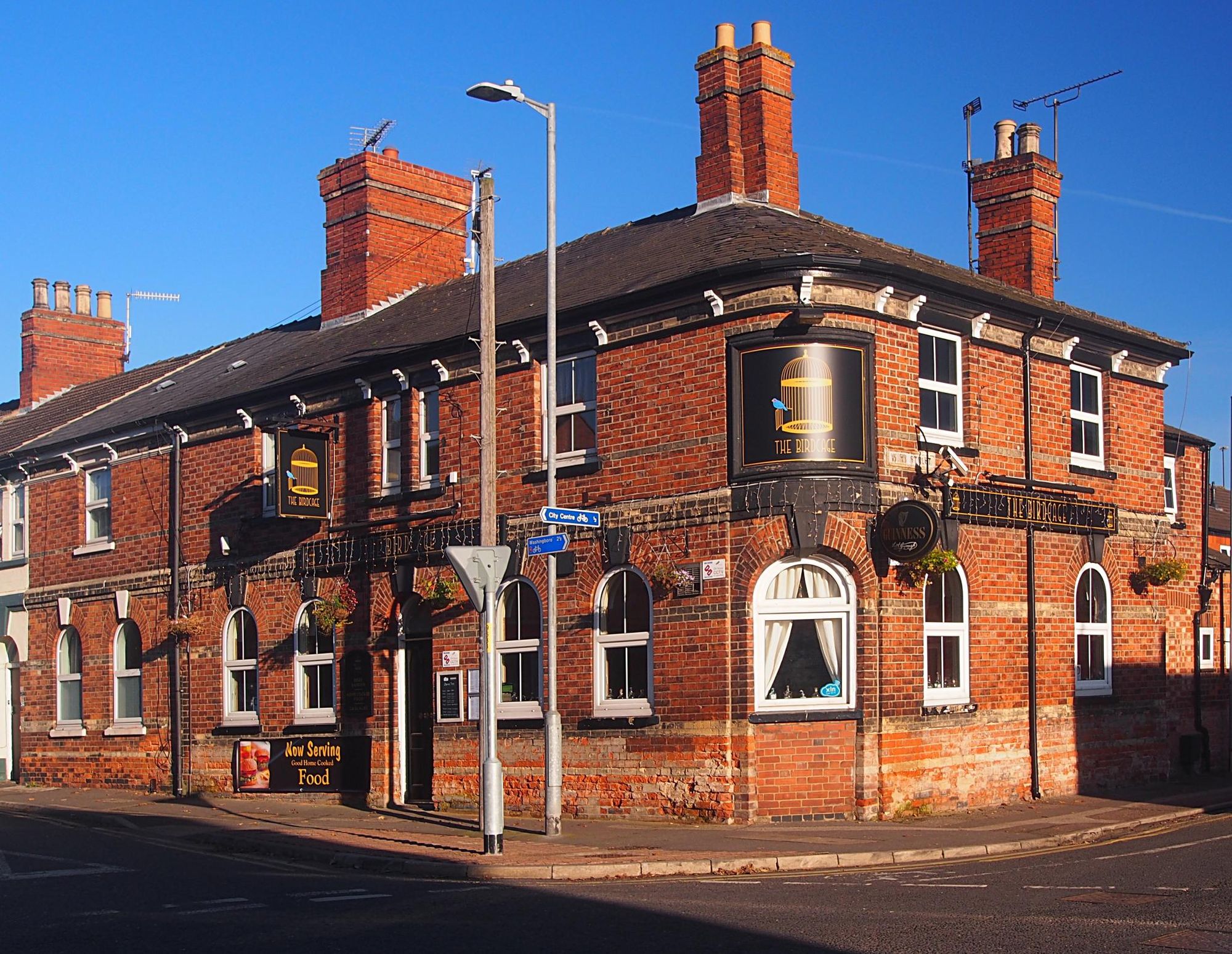 Birdcage at Lincoln. (Pub, External, Key). Published on 01-01-1970