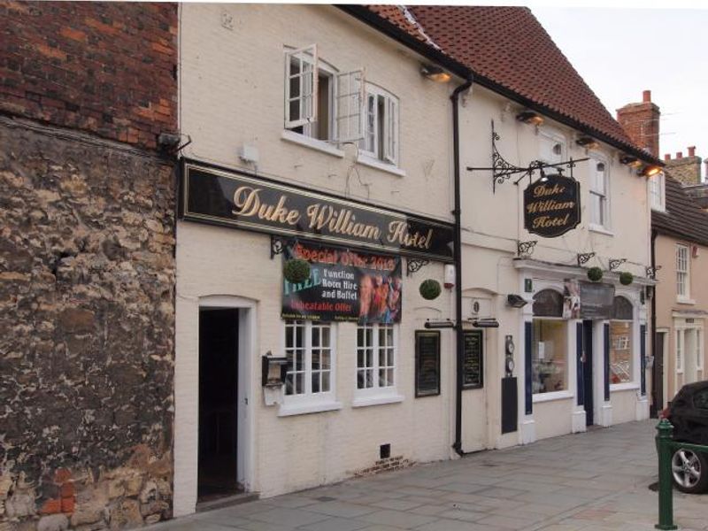 Duke William Hotel at Lincoln. (Pub, External). Published on 01-01-1970