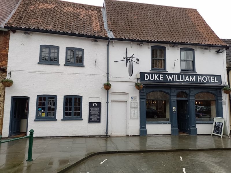 Duke William in Lincoln. (Pub, External). Published on 01-01-1970