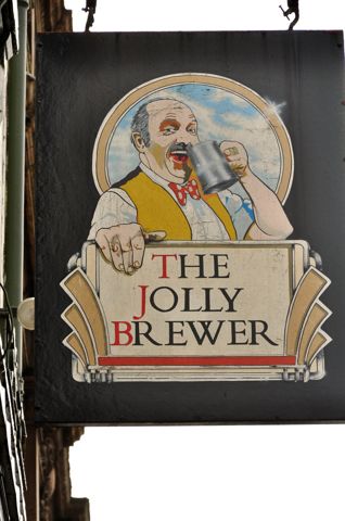 Pub sign Jolly Brewer at Lincoln. (Pub, Sign). Published on 01-01-1970