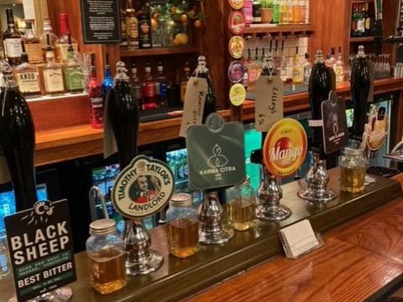 (Pub, Bar). Published on 14-02-2022 