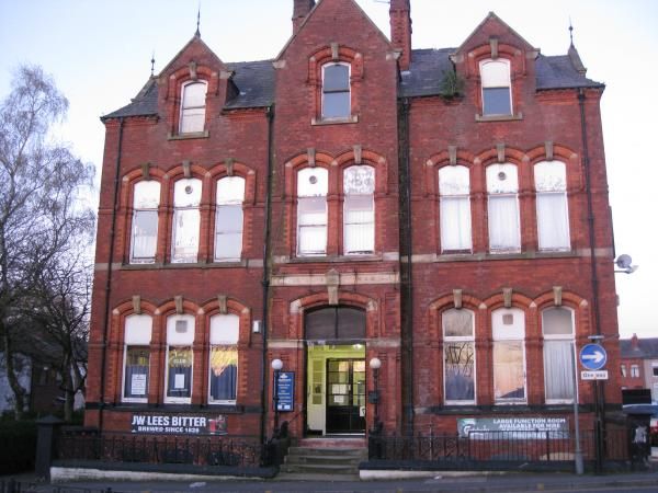 Pub2. (Pub, External). Published on 21-04-2016