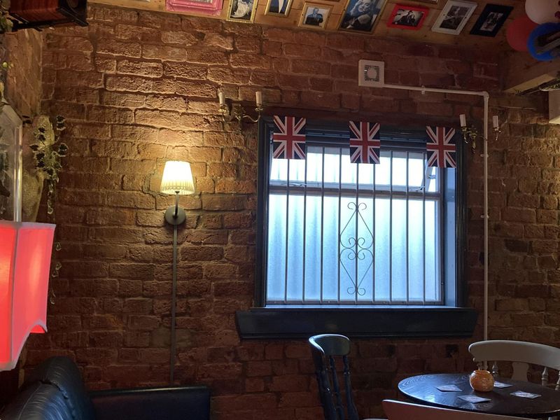 (Pub, Bar). Published on 18-06-2022 