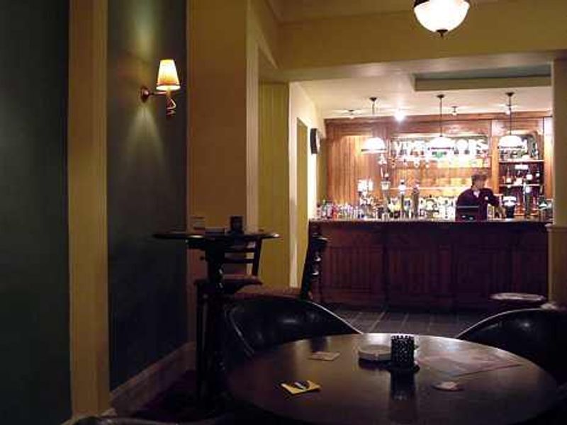 New Albert-Lancaster--2005-11-22. (Pub). Published on 24-07-2013