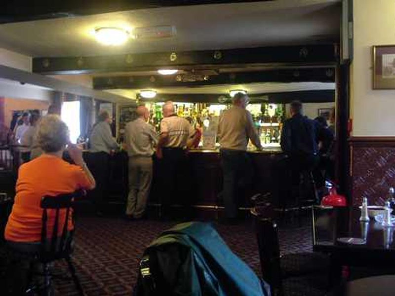 Black Bull-Brookhouse--2004-07-25. (Pub). Published on 24-07-2013