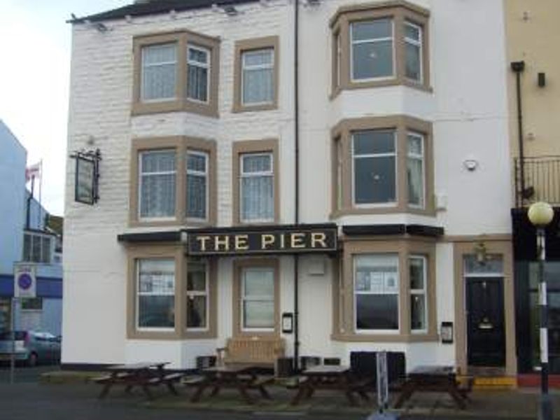 Pier - Morecambe. (External). Published on 07-11-2013 