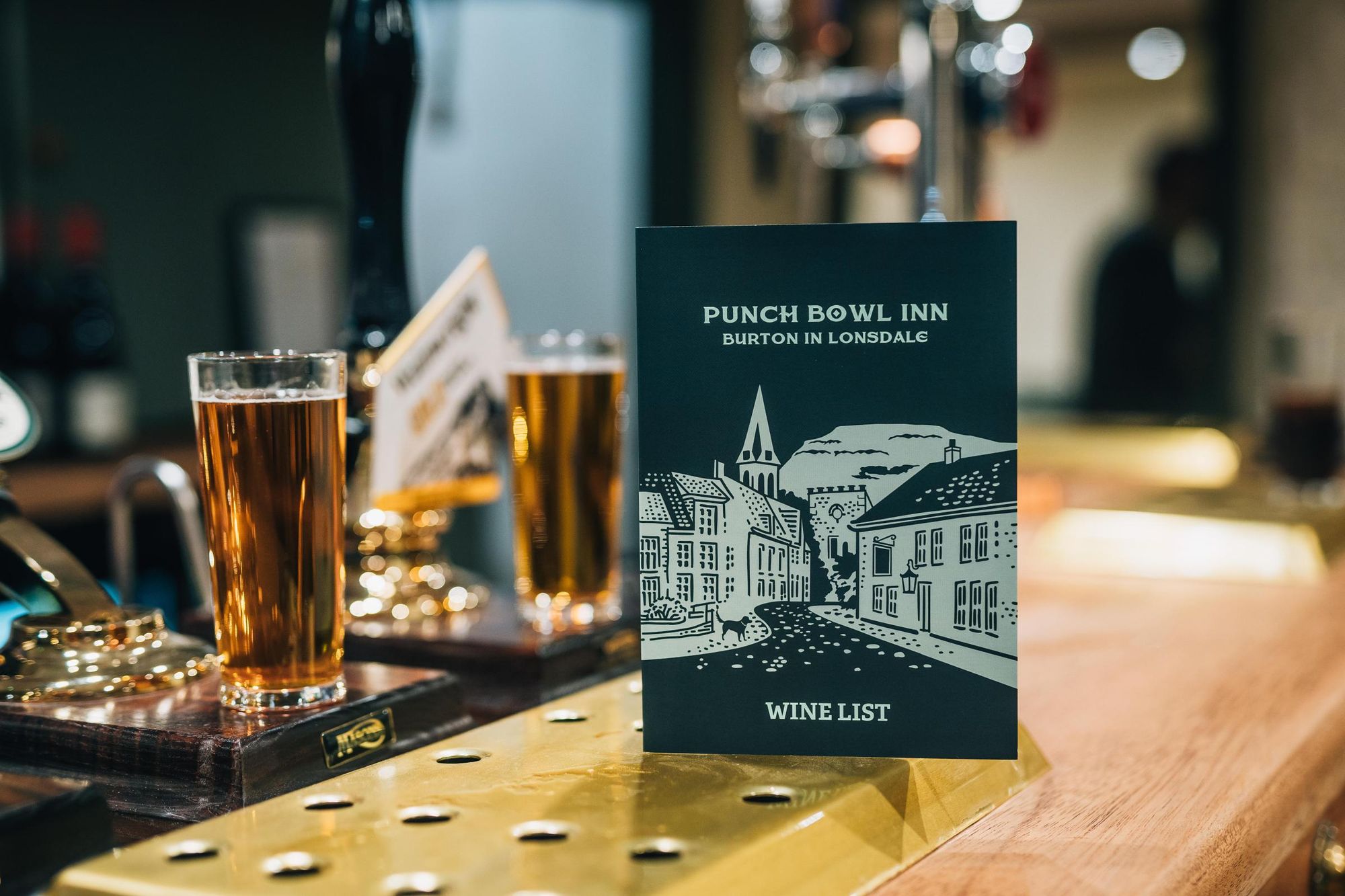 Glasses 2026. (Bar). Published on 05-04-2026