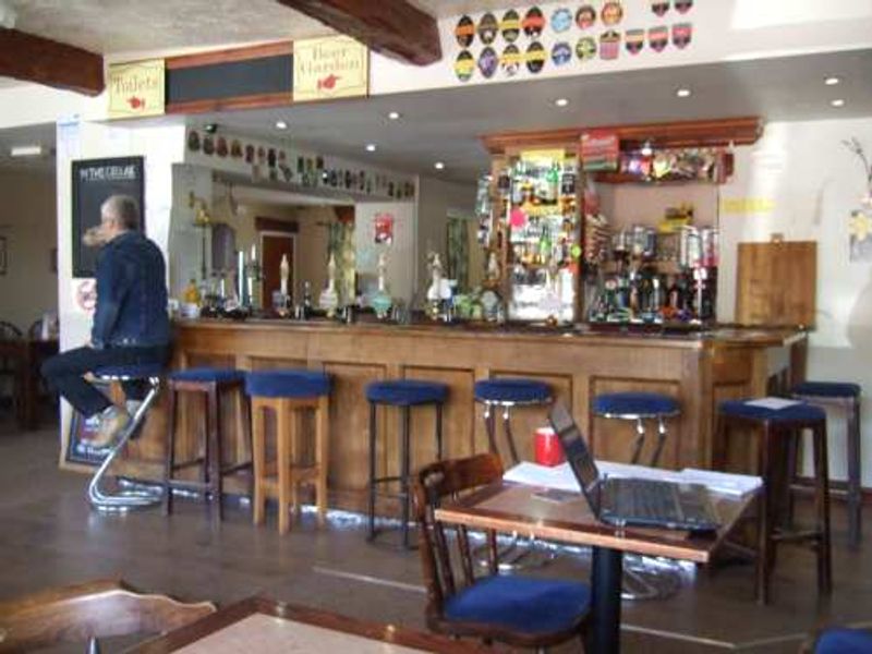 Malt Shovel-Warton--2013-04-01. (Pub). Published on 24-07-2013 