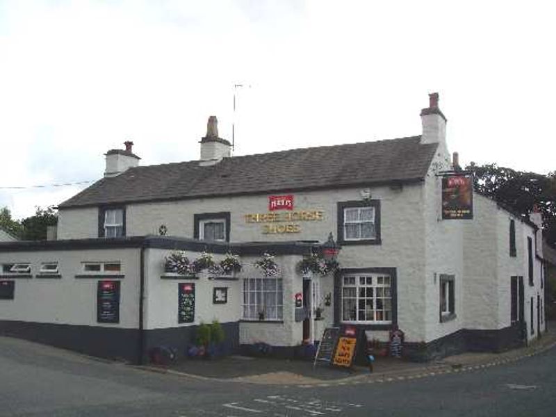 Three Horseshoes, Ingleton--2013-08-02. (External). Published on 10-11-2013