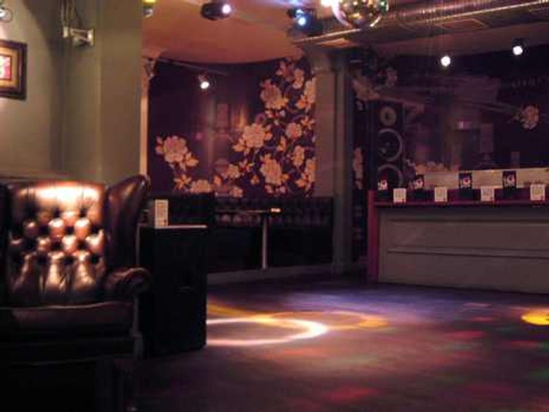 Revolution-Lancaster--2006-10-31. (Pub). Published on 24-07-2013