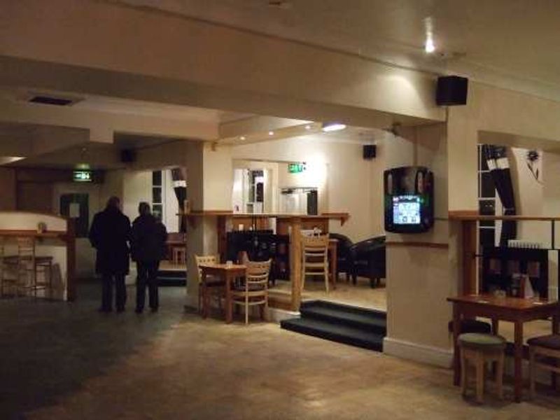 Queen’s-Morecambe--2013-02-12. (Pub). Published on 24-07-2013
