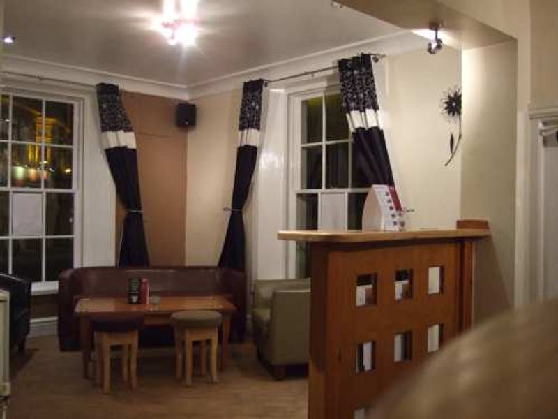 Queen’s-Morecambe--2013-02-12. (Pub). Published on 24-07-2013