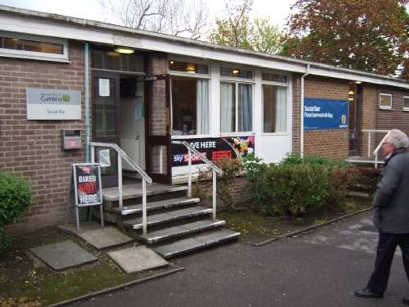 Social Bar - Cumbria University. (External). Published on 07-11-2013 