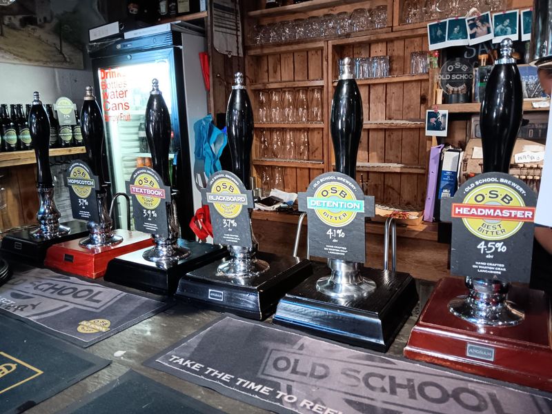 (Pub, Bar). Published on 28-10-2025 