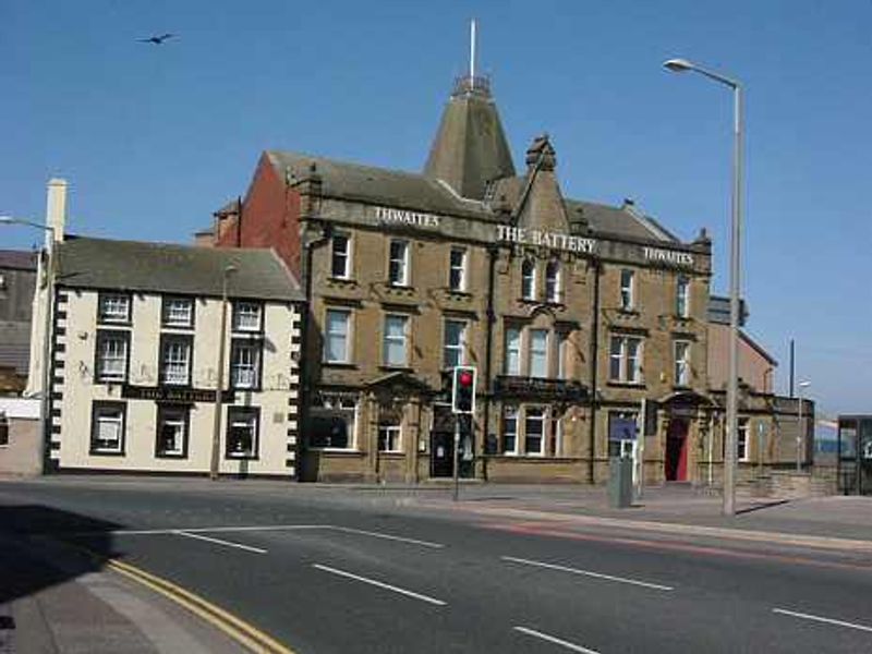 Battery-Heysham-2006-07-16. (Pub, External). Published on 24-07-2013
