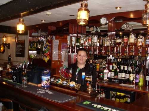 Annlouise (staff), Davy Jones Locker, Morecambe, January 2014. (Pub, Publican). Published on 03-05-2014