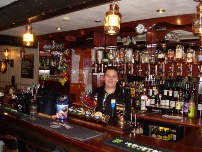 Annlouise (staff), Davy Jones Locker, Morecambe, January 2014. (Pub, Publican). Published on 03-05-2014 