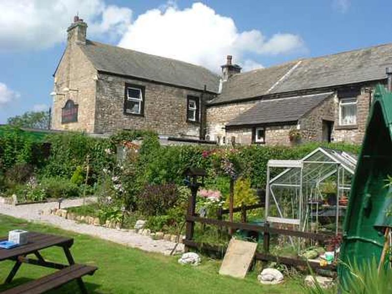 Fleece - Dolphinholme. (External). Published on 07-11-2013 