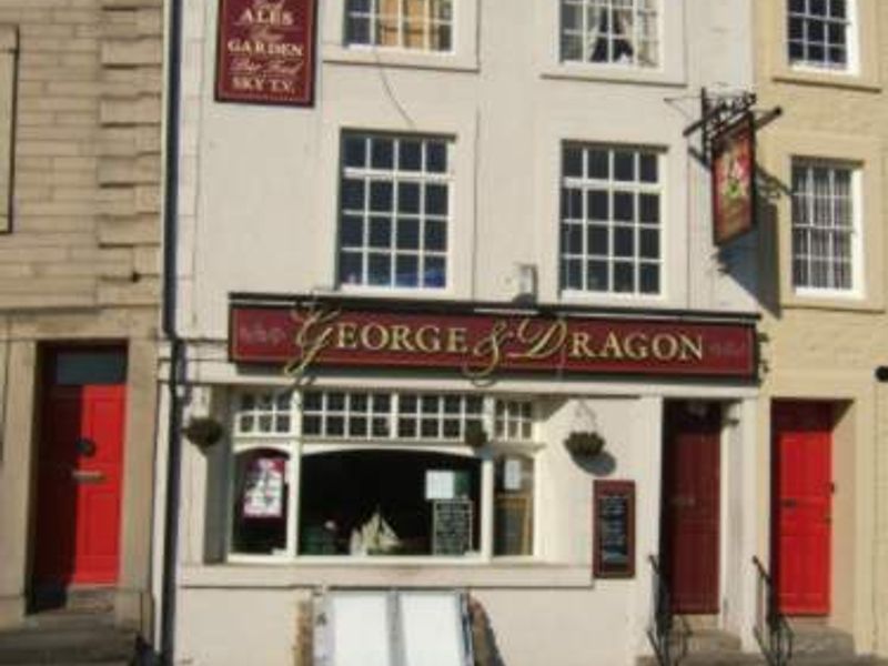 George &amp; Dragon, Lancaster--2010-06-16. (External). Published on 09-11-2013