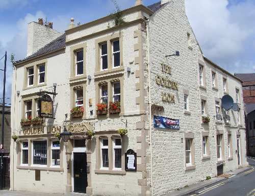 Golden Lion - Lancaster. (External). Published on 07-11-2013