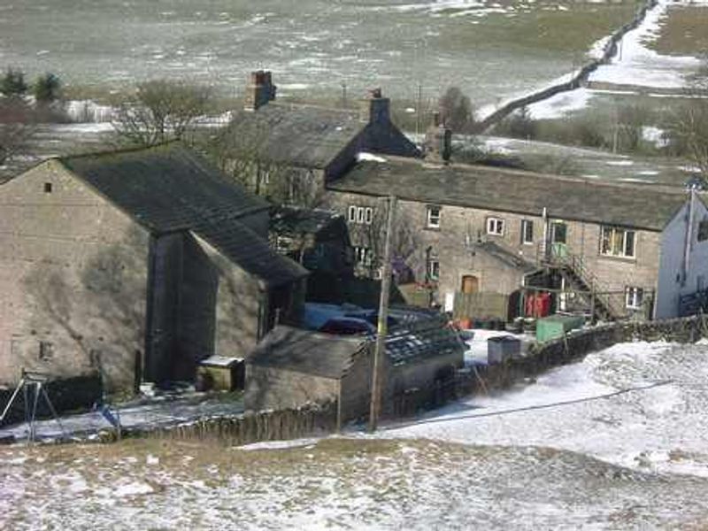 Hill Inn - Chapel-le-Dale. (External). Published on 07-11-2013