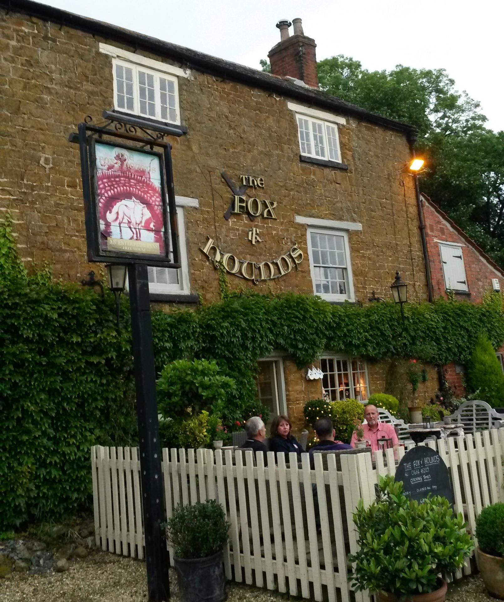 Fox & Hounds, Knossington 2016. (Pub). Published on 01-01-1970