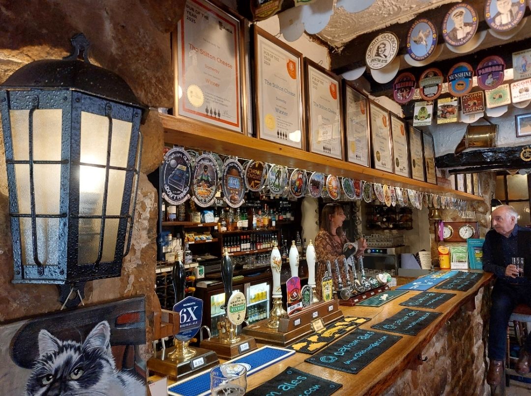 (Bar, Award). Published on 16-11-2025