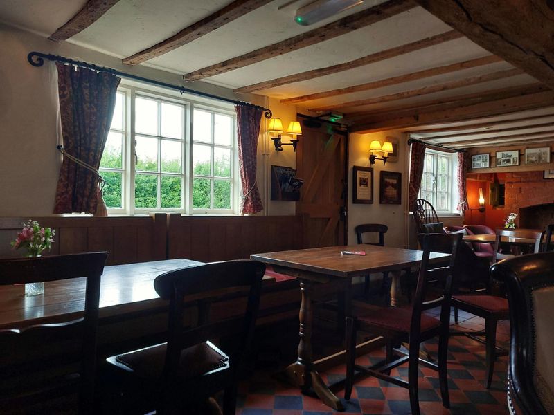 Bar2. (Bar). Published on 01-01-1970