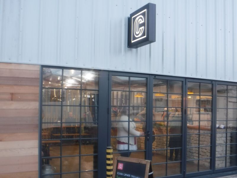 Round Corner Brewery Tap entrance. (Brewery, Key). Published on 01-08-2019 