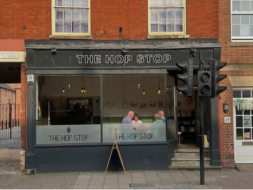 Hop Stop - Burton Street. (Pub, Key). Published on 01-01-1970