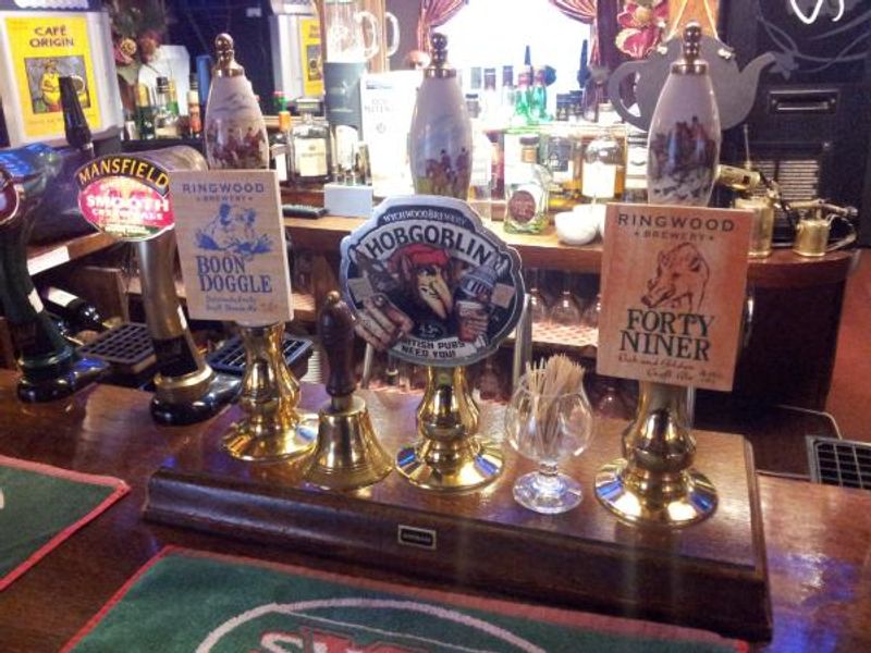 (Pub, Bar). Published on 31-07-2014
