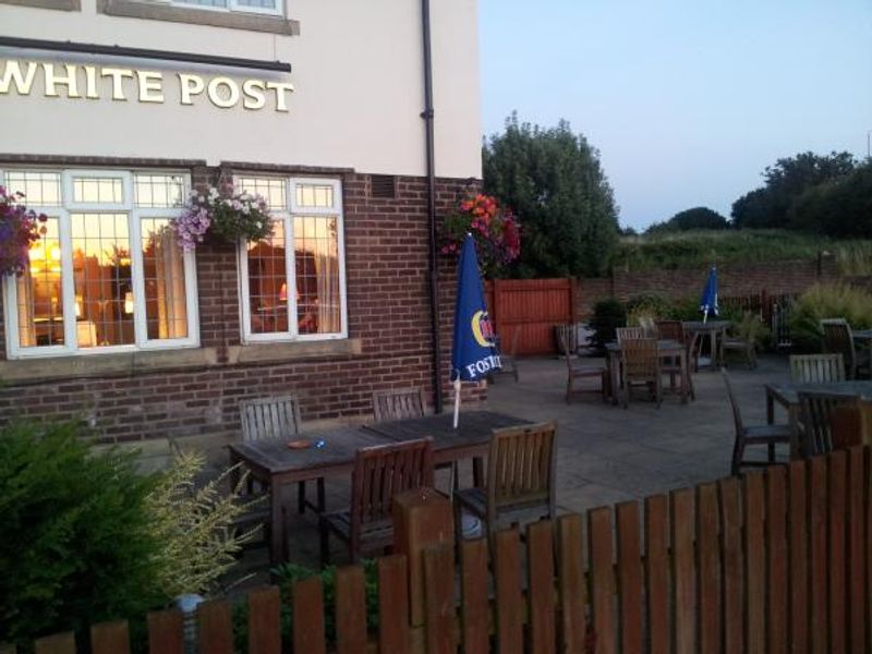 (Pub, Garden). Published on 31-07-2014