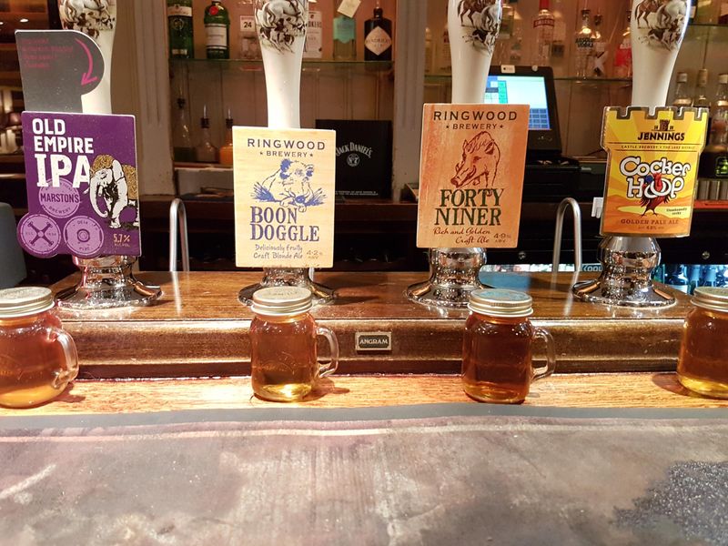 (Bar). Published on 18-10-2017