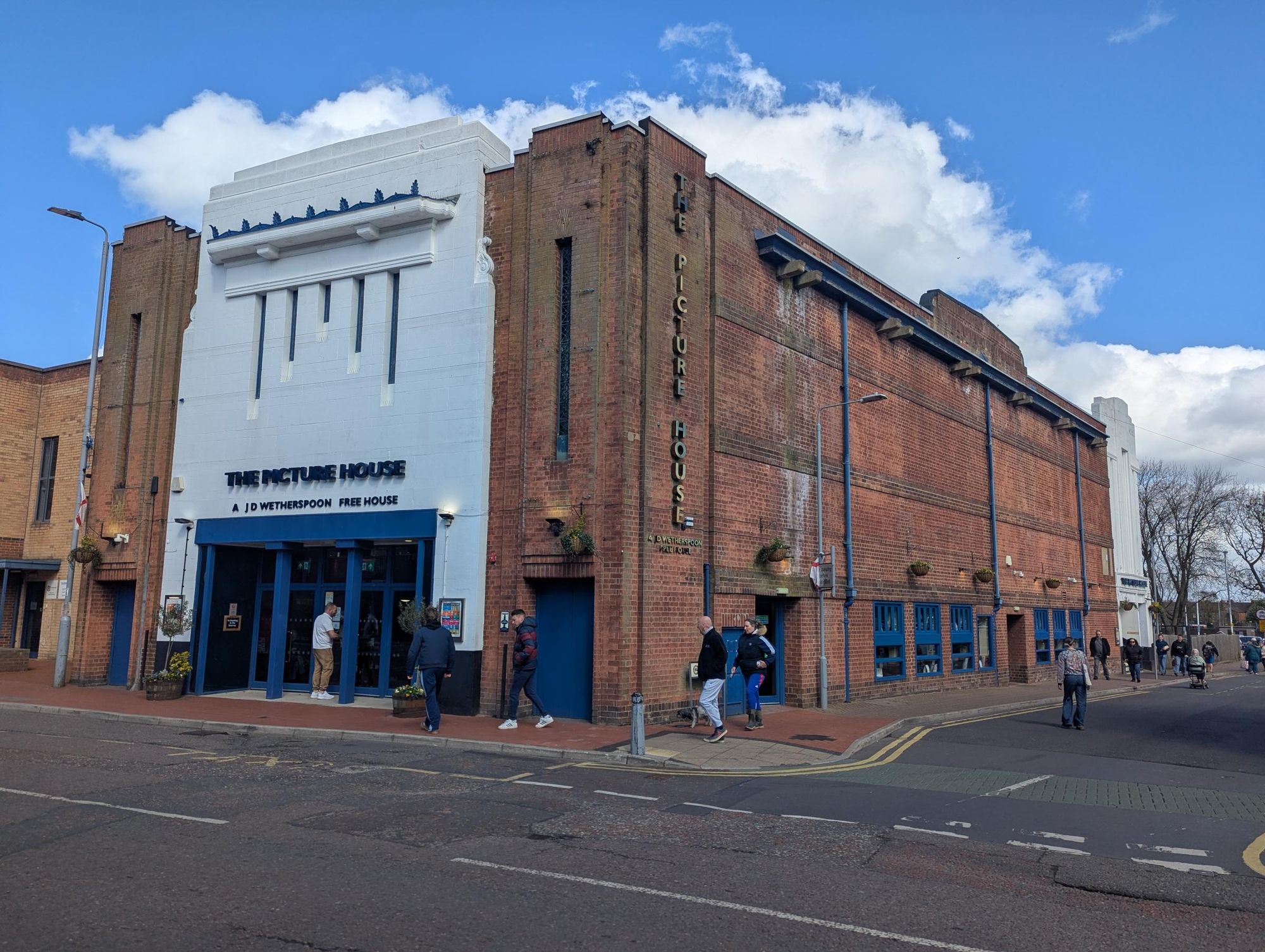 Picture House. (External, Key). Published on 12-04-2026