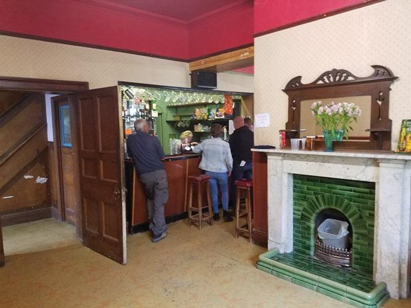 (Bar). Published on 02-06-2019 