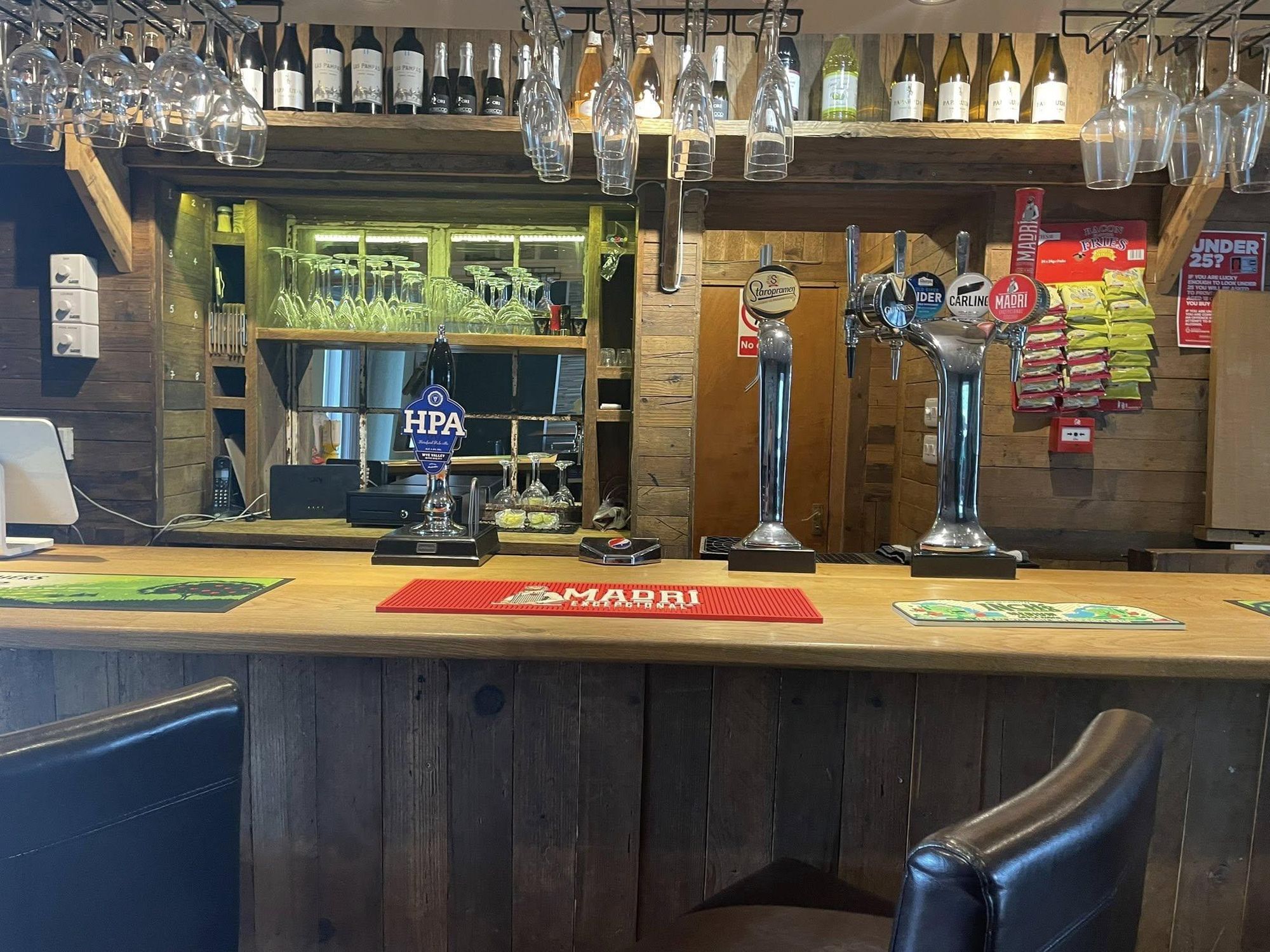 (Bar). Published on 06-07-2025