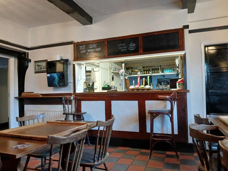 (Bar). Published on 12-10-2025 