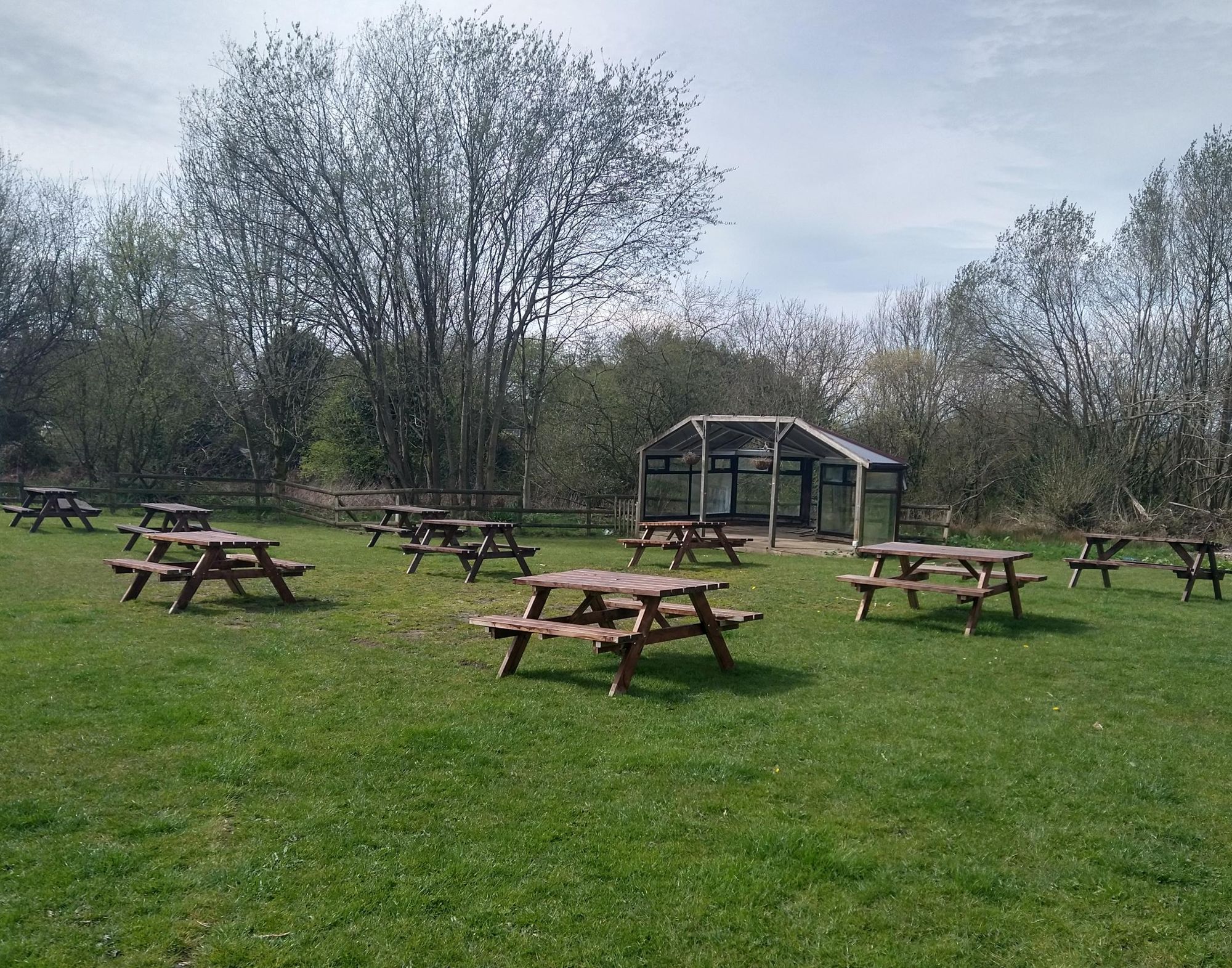 (Pub, Garden). Published on 12-04-2022