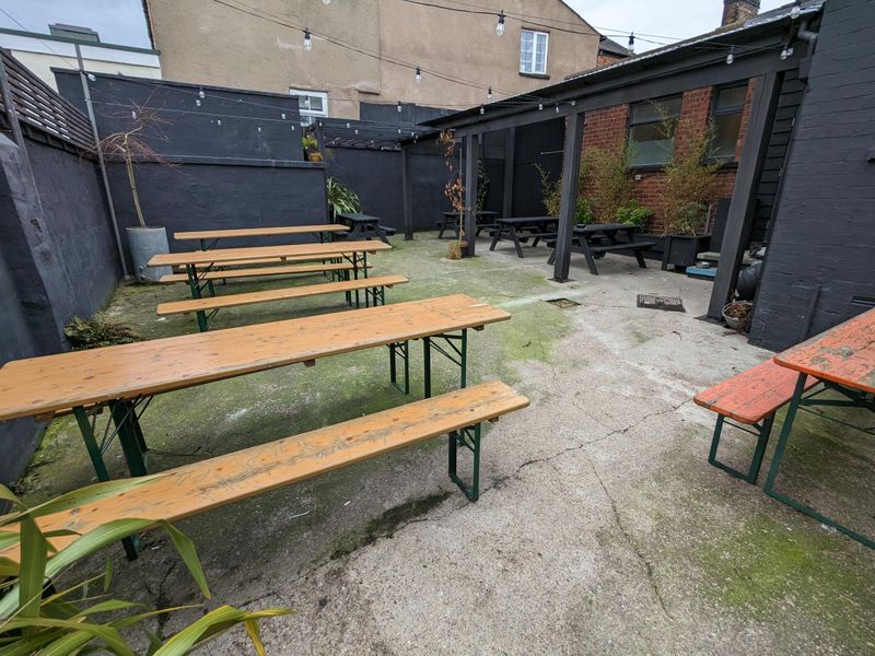 (External, Garden). Published on 06-03-2023