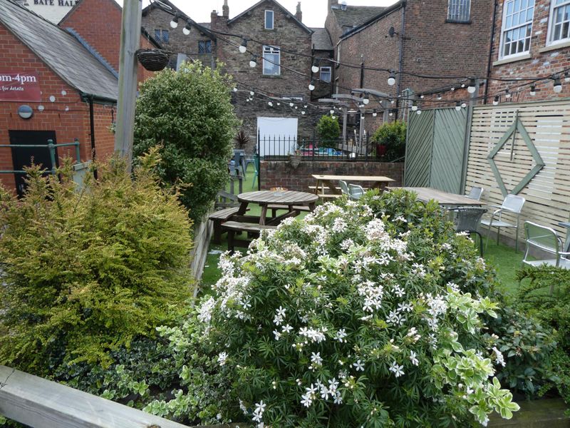 (Garden). Published on 27-04-2022