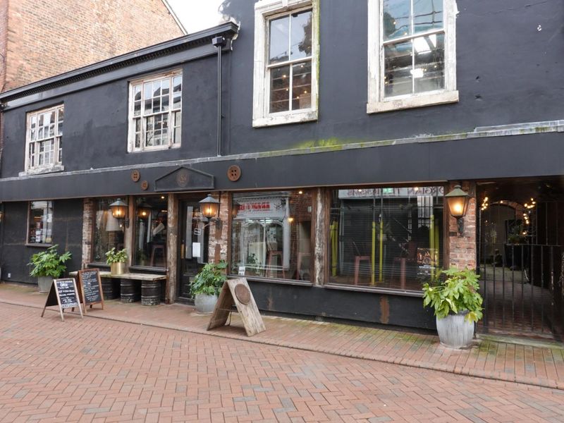 (Pub, External, Key). Published on 18-02-2026