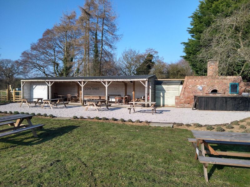 (Pub, Garden). Published on 03-03-2021