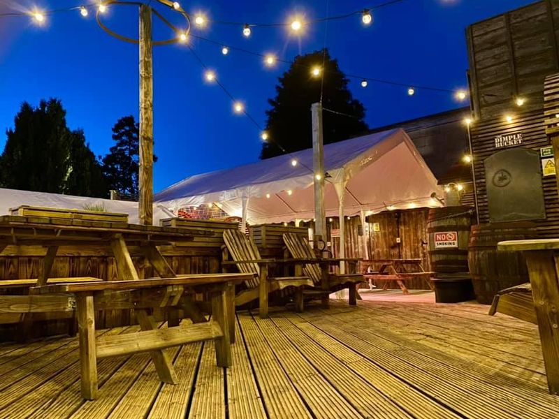 (Pub, Garden). Published on 16-04-2021