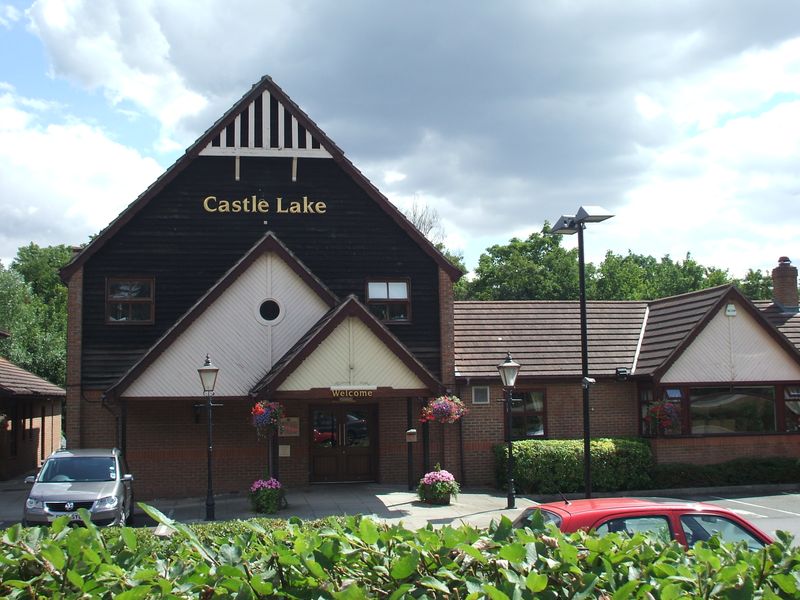 Castle Lake - Leybourne. (Pub, External, Key). Published on 25-04-2013