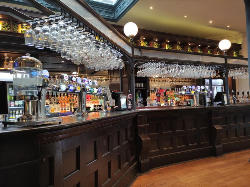 (Pub, Bar). Published on 05-06-2025 