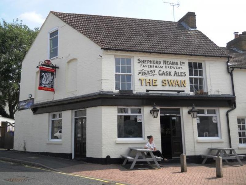 Swan - Maidstone. (Pub, External, Key). Published on 18-08-2016