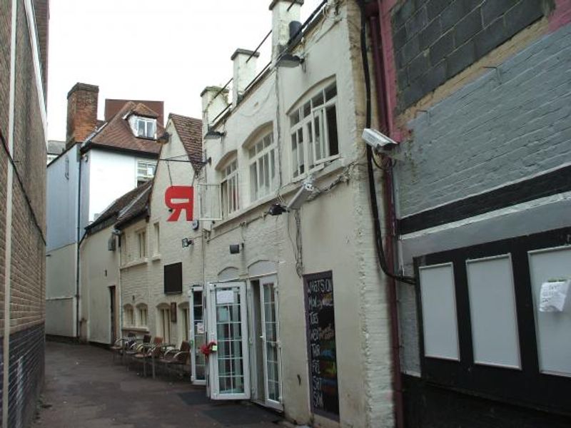 R Bar - Maidstone. (Pub, External, Key). Published on 22-03-2016